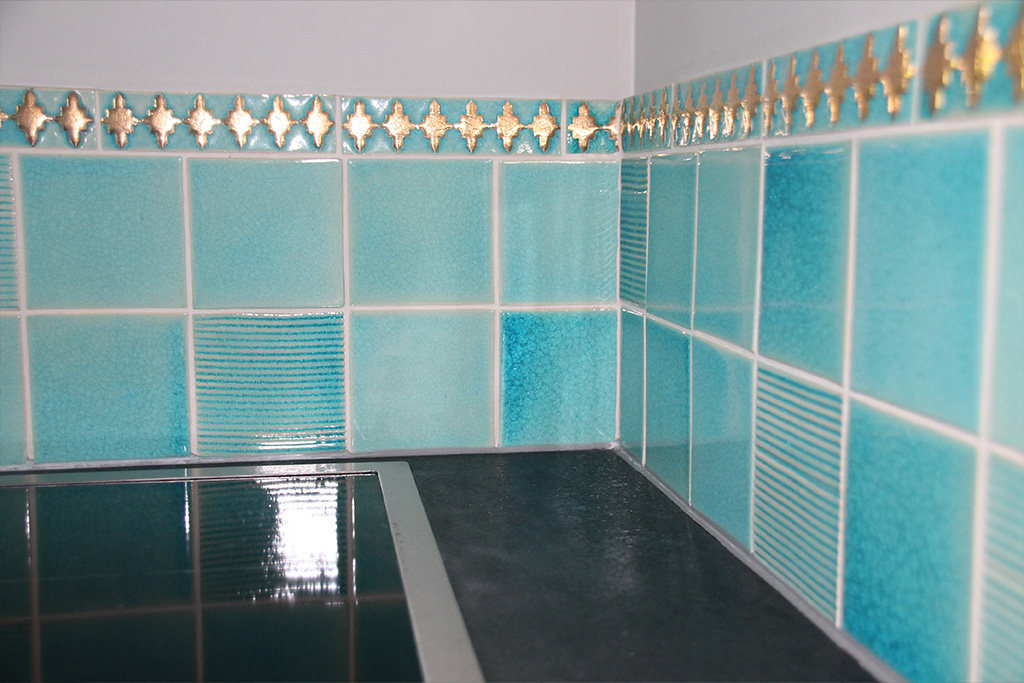 Heinrichs-Kamin-Design-Keramik-Waende-05